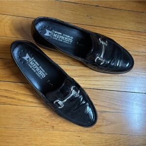 Mephisto Womens Patent Leather Loafers